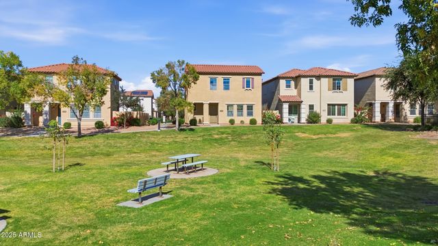 4665 E WILDHORSE Drive, Gilbert, AZ 85297