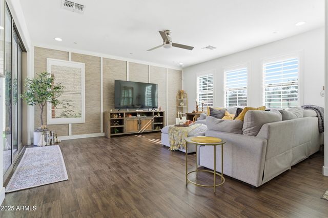 4665 E WILDHORSE Drive, Gilbert, AZ 85297