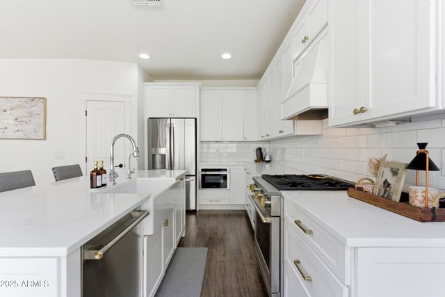 4665 E WILDHORSE Drive, Gilbert, AZ 85297