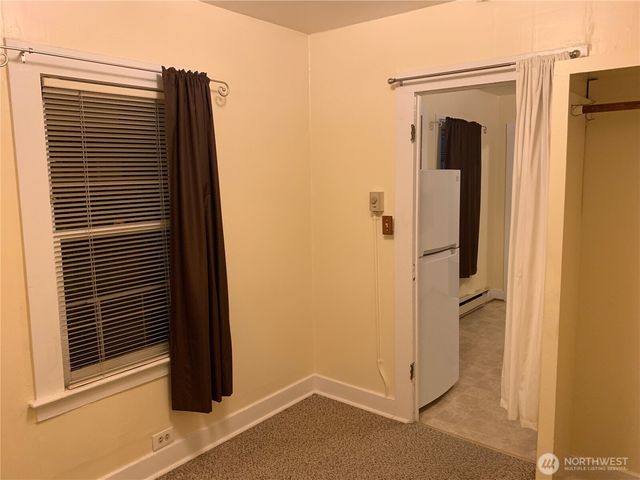 910 NW 52nd Street, Seattle, WA 98107