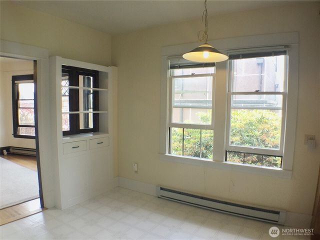 910 NW 52nd Street, Seattle, WA 98107