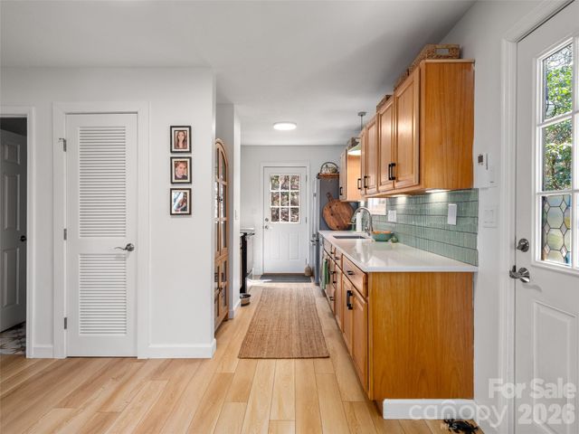 31 Elseetos Drive, Brevard, NC 28712