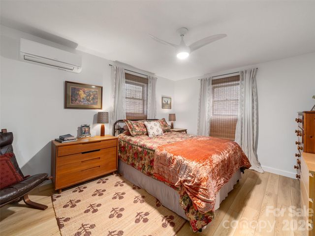 31 Elseetos Drive, Brevard, NC 28712