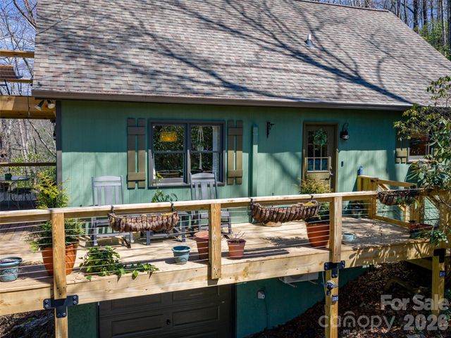 31 Elseetos Drive, Brevard, NC 28712