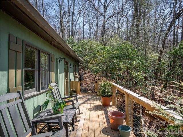 31 Elseetos Drive, Brevard, NC 28712