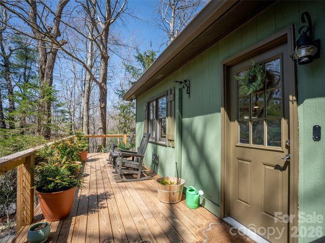 31 Elseetos Drive, Brevard, NC 28712