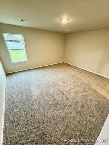 23114 S Mae Drive, Claremore, OK 74019