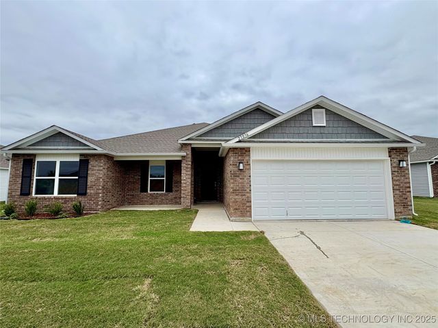 23114 S Mae Drive, Claremore, OK 74019