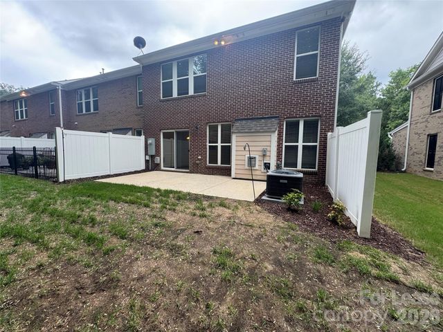 16205 Annahill Court, Charlotte, NC 28277