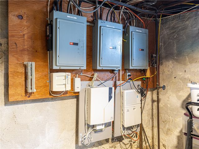 1018 Main Street, West Warwick, RI 02893