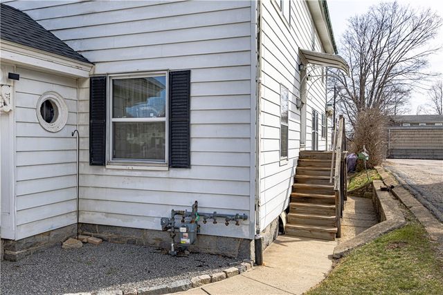 1018 Main Street, West Warwick, RI 02893