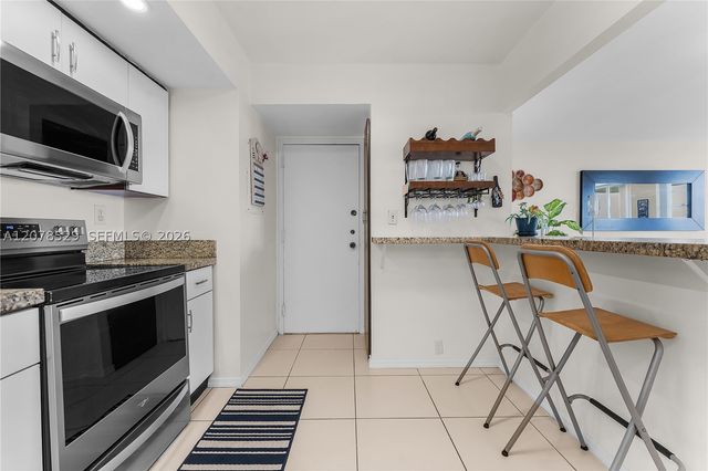 2150 Sans Souci Blvd B605, North Miami, FL 33181