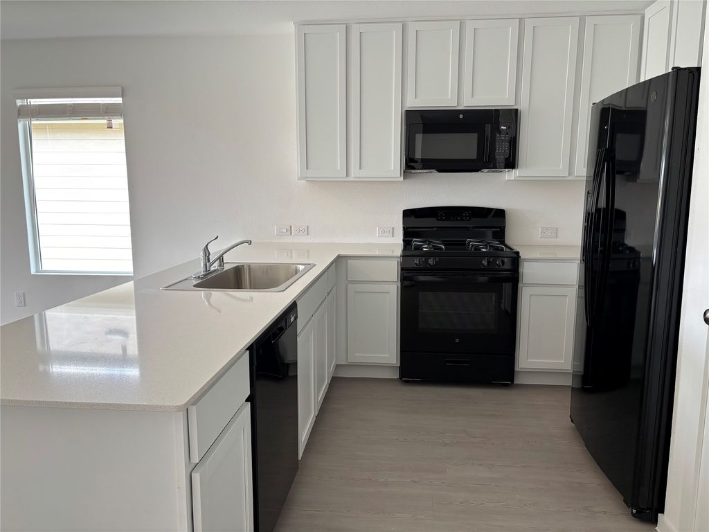 1225 Calamian Drive, Fort Worth, TX 76134 — photo 4