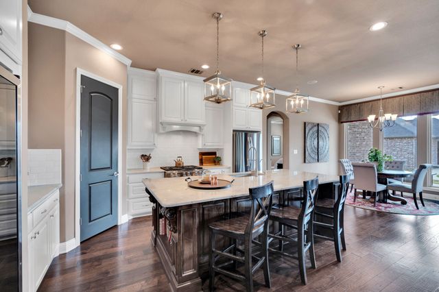 136 Sullivan Way, Waxahachie, TX 75167