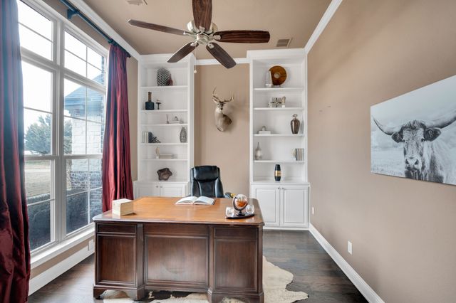 136 Sullivan Way, Waxahachie, TX 75167