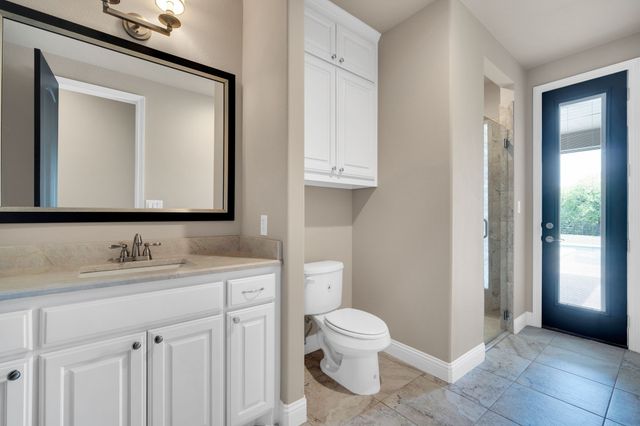 136 Sullivan Way, Waxahachie, TX 75167