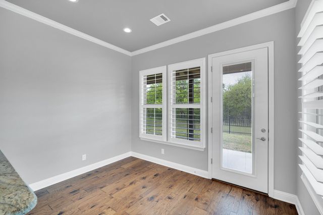 136 Sullivan Way, Waxahachie, TX 75167