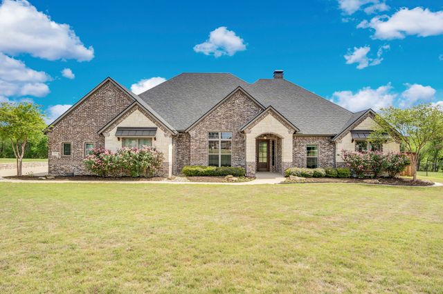 136 Sullivan Way, Waxahachie, TX 75167