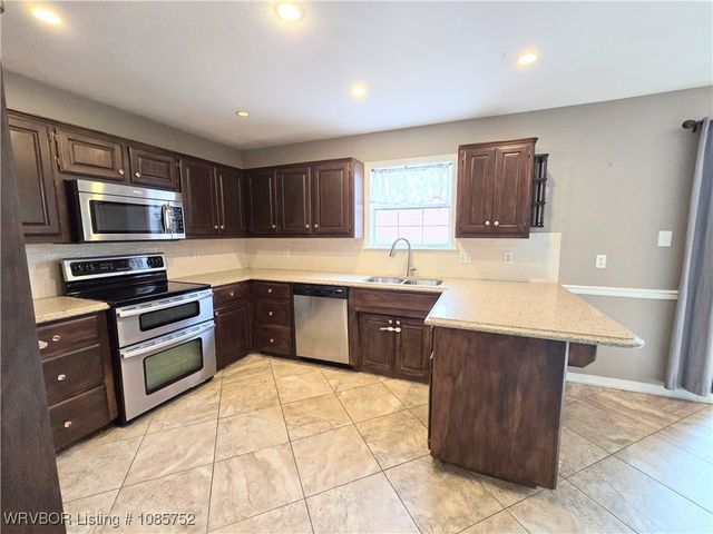 330 Duke Circle, Greenwood, AR 72936