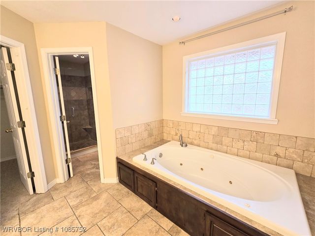 330 Duke Circle, Greenwood, AR 72936