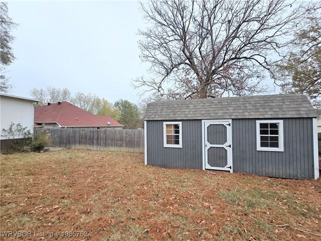 330 Duke Circle, Greenwood, AR 72936