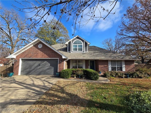 330 Duke Circle, Greenwood, AR 72936