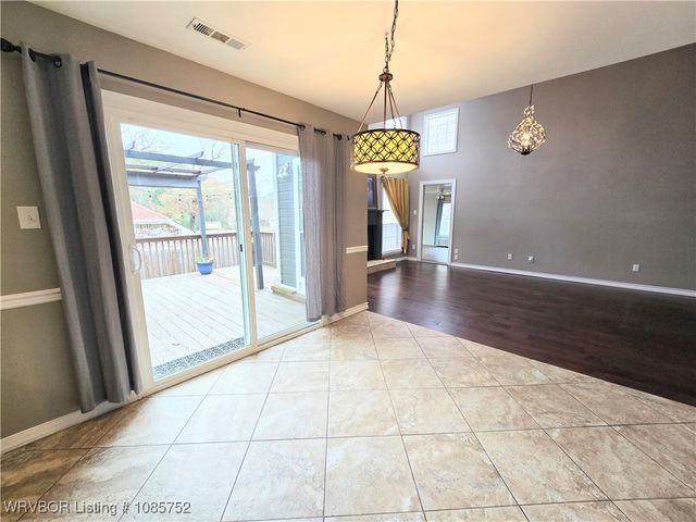 330 Duke Circle, Greenwood, AR 72936