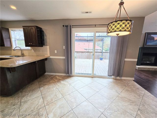 330 Duke Circle, Greenwood, AR 72936