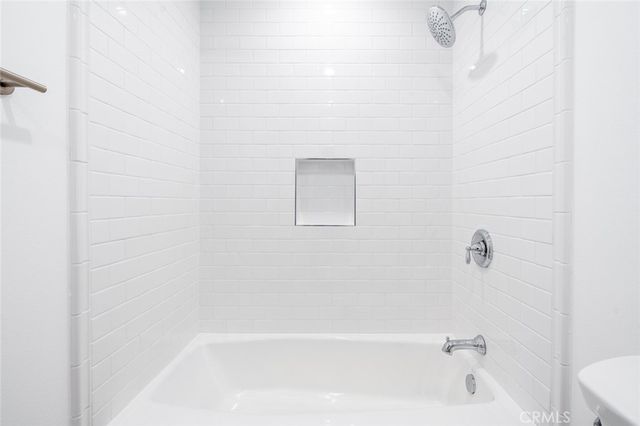 710 N Minter 6, Santa Ana, CA 92701
