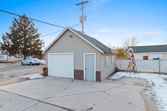 1419 FOX STREET, Oshkosh, WI 54902