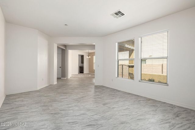 672 W Vuelta Buril, Sahuarita, AZ 85629