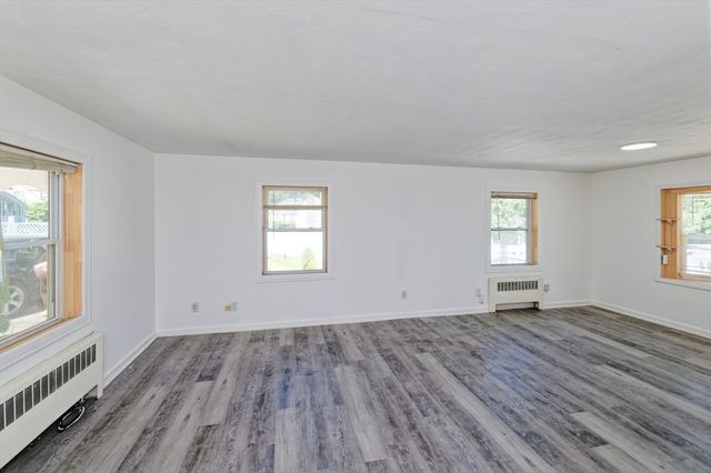 1 Rockland Road Ct, Auburn, MA 01501