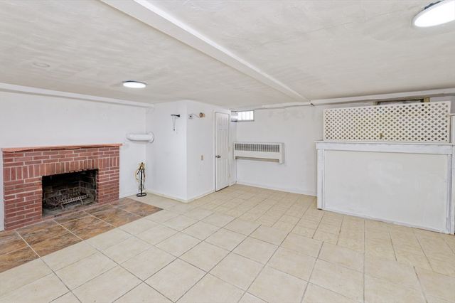 1 Rockland Road Ct, Auburn, MA 01501