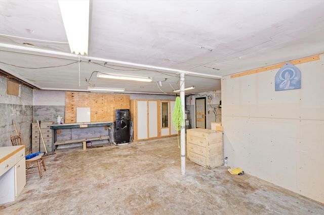 1 Rockland Road Ct, Auburn, MA 01501