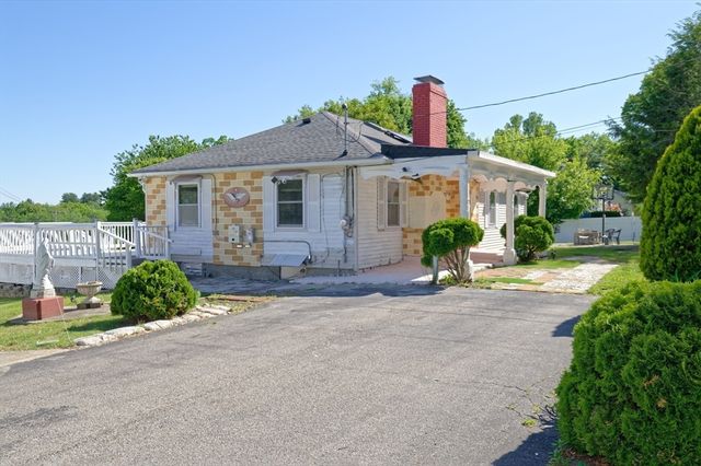 1 Rockland Road Ct, Auburn, MA 01501