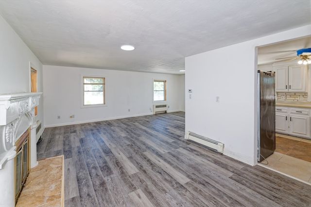 1 Rockland Road Ct, Auburn, MA 01501
