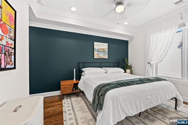 948 Summit Avenue 2, Jersey City, NJ 07307