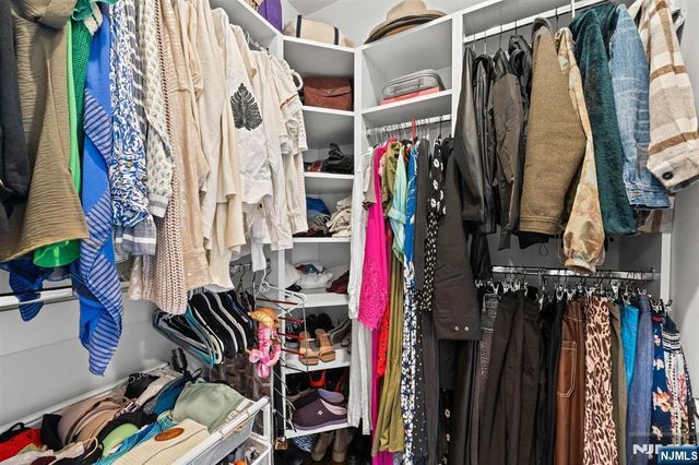 948 Summit Avenue 2, Jersey City, NJ 07307