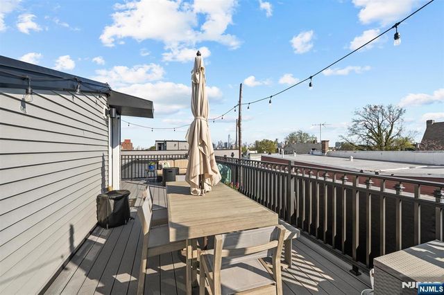 948 Summit Avenue 2, Jersey City, NJ 07307