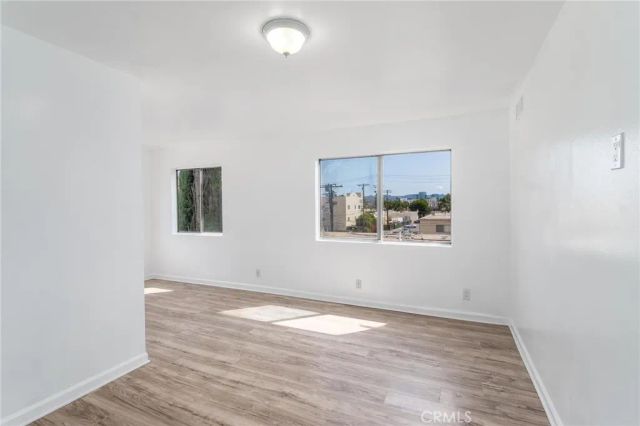 7254 Vassar Ave 308, Canoga Park, CA 91303