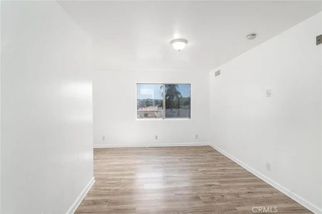 7254 Vassar Ave 308, Canoga Park, CA 91303