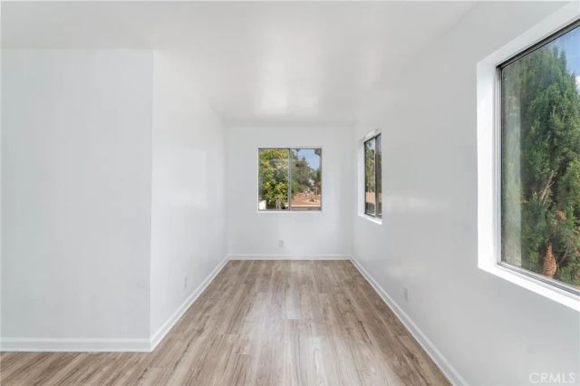 7254 Vassar Ave 308, Canoga Park, CA 91303