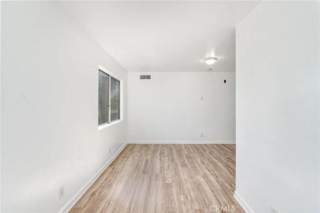 7254 Vassar Ave 308, Canoga Park, CA 91303