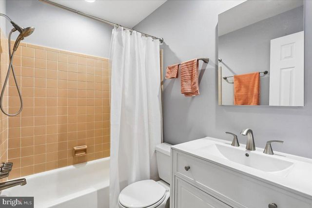 22 CULLINAN DR, Gaithersburg, MD 20878