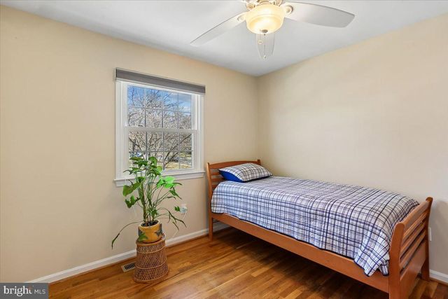 22 CULLINAN DR, Gaithersburg, MD 20878