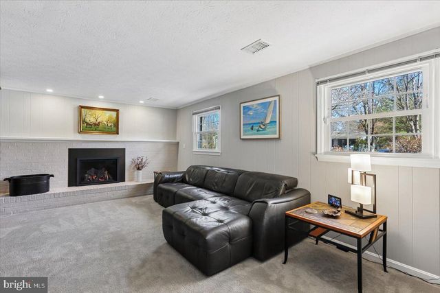 22 CULLINAN DR, Gaithersburg, MD 20878