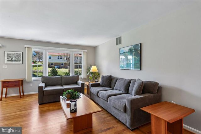 22 CULLINAN DR, Gaithersburg, MD 20878