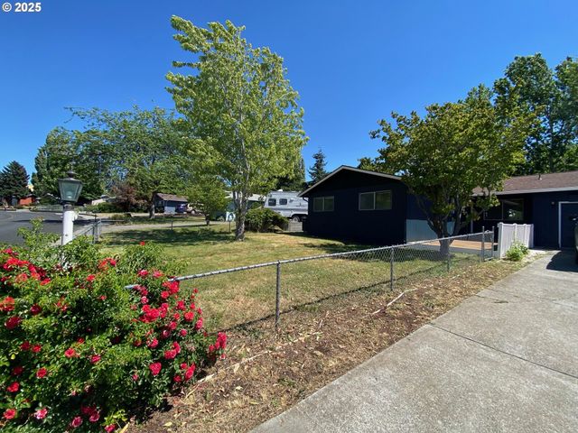 3414 COLUMBIA VIEW Dr, The Dalles, OR 97058