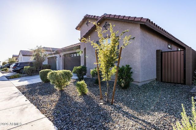 1548 W CORRAL Road, Phoenix, AZ 85041