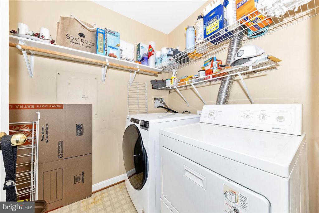 Image 30 of property listing at 12012 AMBER RIDGE CIR #B-103, Germantown, MD 20876